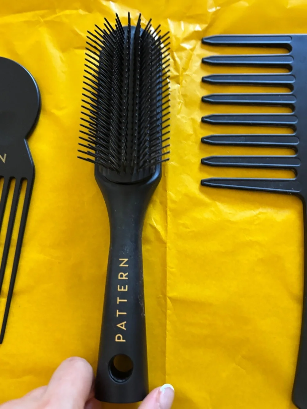 3 piece Black Grooming Tools Set with Versatile Combs